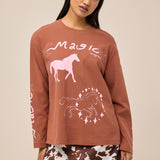 STORY TEE - HORSE MAGIC CHESTNUT