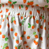 RUNNER SHORT - DITSY STRAWBERRY